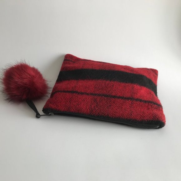 Wool Clutch with Pompom - Picture 2 of 8